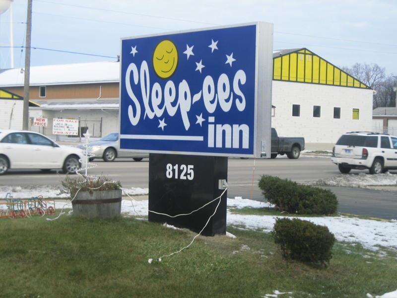 Sleep-Ees Inn, Saginaw & Shields Exterior photo