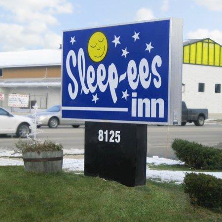 Sleep-Ees Inn, Saginaw & Shields Exterior photo